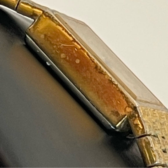 Wittnauer Romance Vintage Womens Gold Tone Watch Needs Battery - Picture 3 of 10